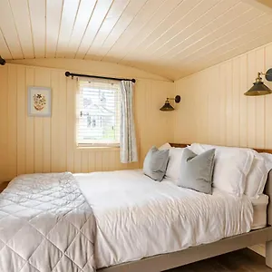  Holiday home Shepherd's Hut, United Kingdom